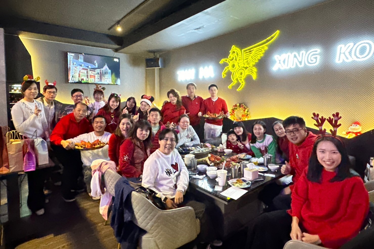 Fastener_World_Christmas_dinner_and_birthday_celebration_2023_8608_0.jpg Fastener_World_Christmas_dinner_and_birthday_celebration_2023_8608_0.jpg